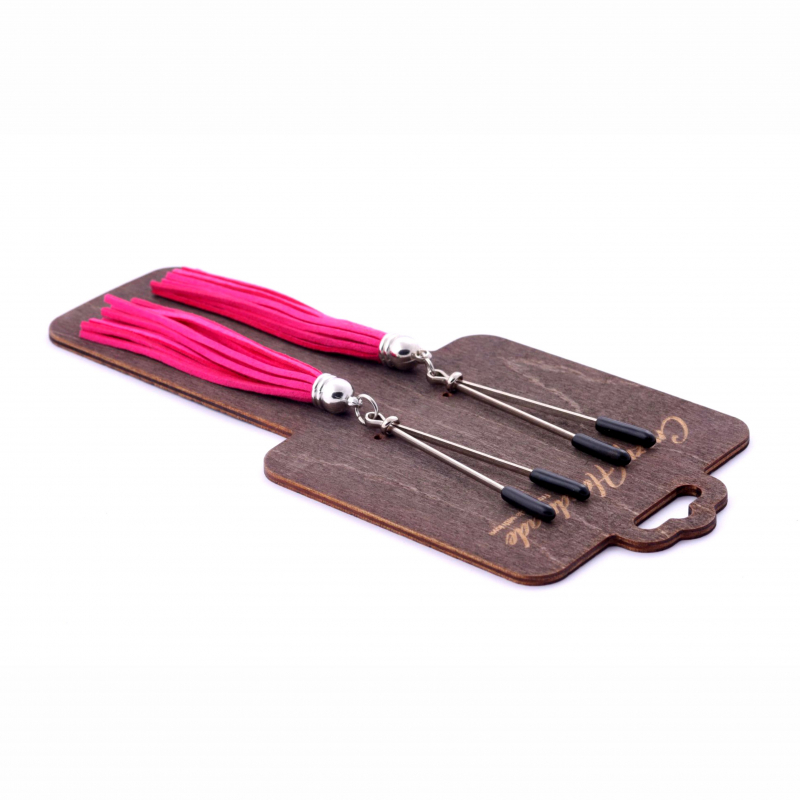 Зажимы-вилки "Crazy Handmade" с кисточками из замши, фуксия 